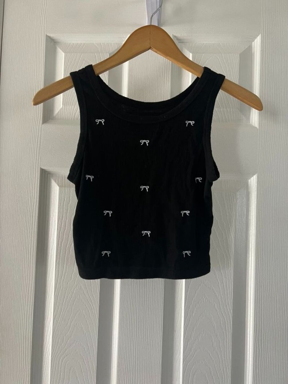 SHEIN Black Ribbed Crop Tank Top Size M White Bow Embroidery Coquette